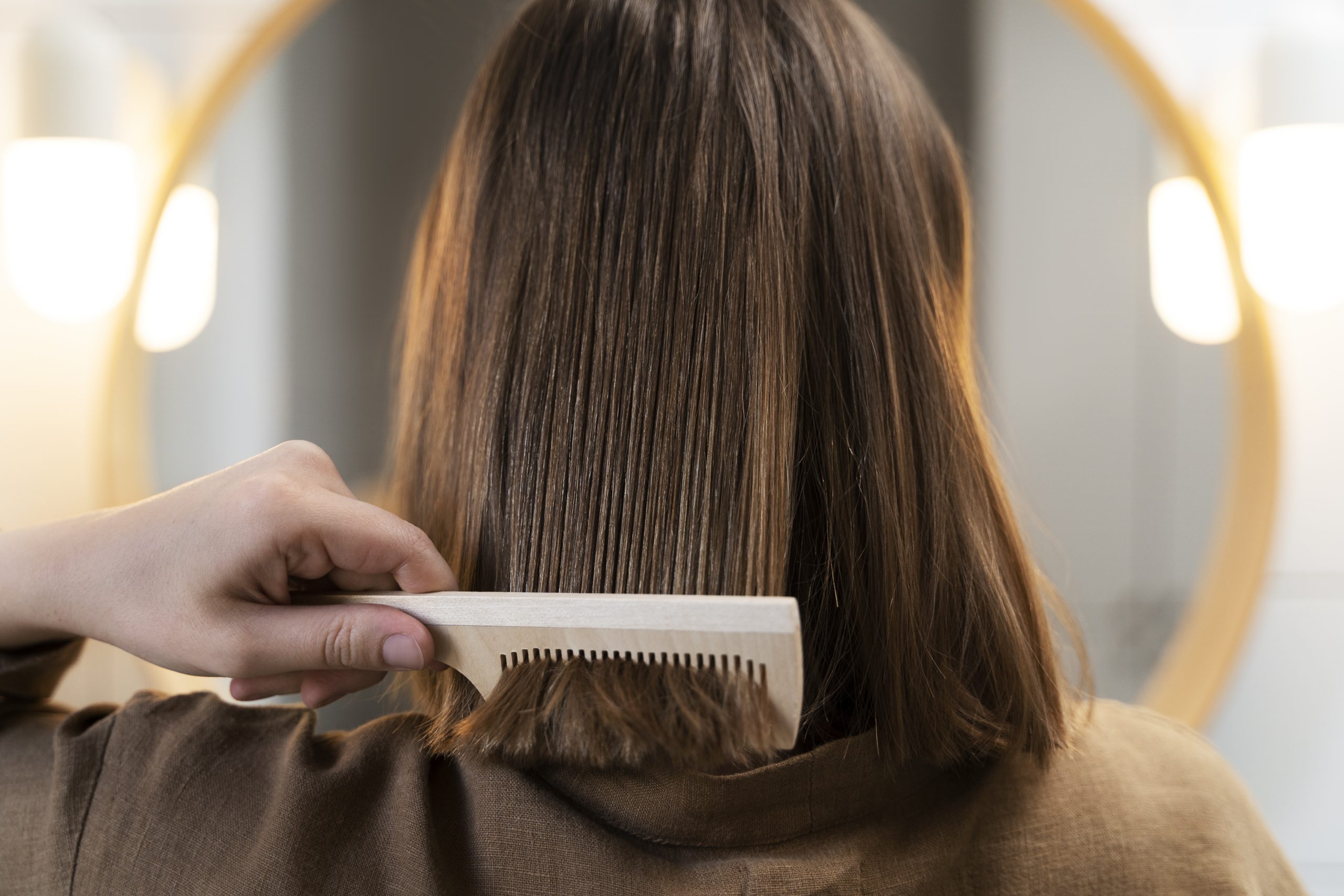 Cara Mudah Merawat Rambut Bercabang Agar Tetap Sehat