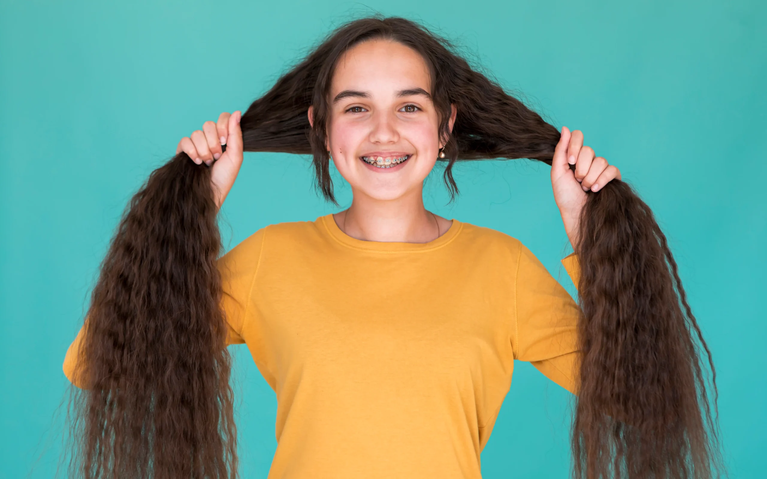 Bingung Mengatasi Rambut Ikal Kering dan Kusam