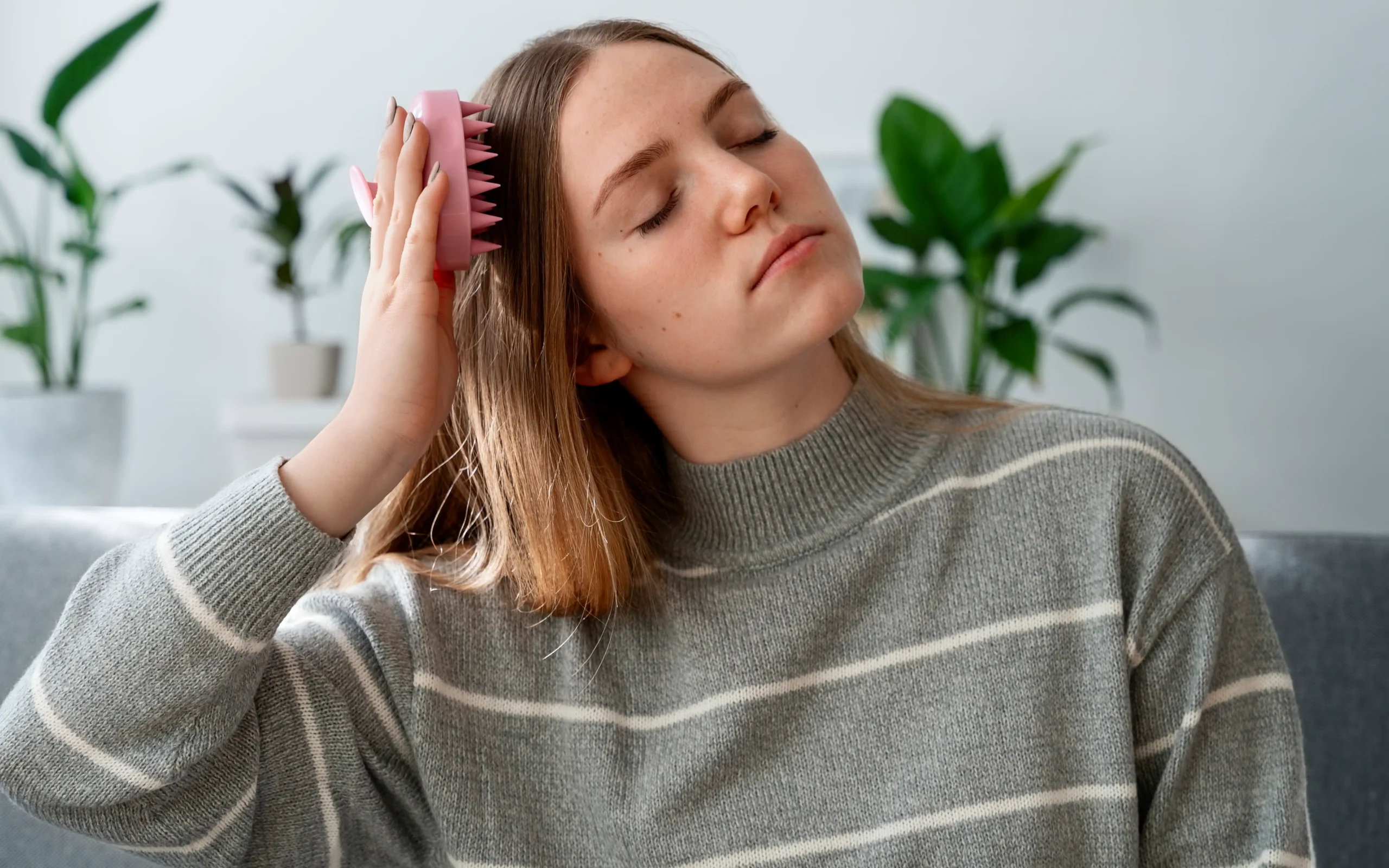 Hair Serum Rambut Kering yang Membantu Melembabkan